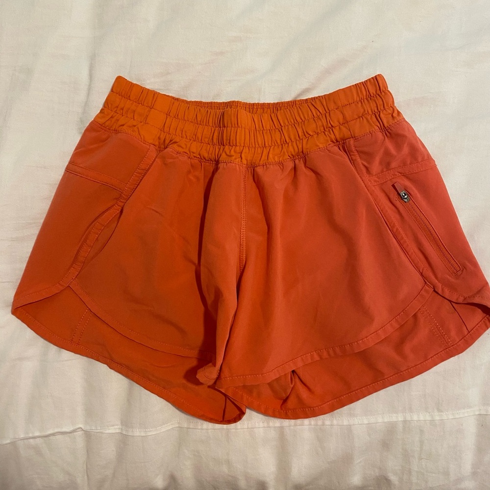 Lululemon Tracker Shorts Size 6